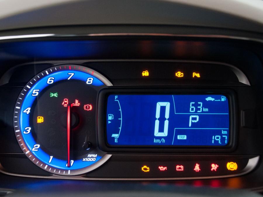  Chevrolet Tracker 2013 года  (фото 10 из 21)